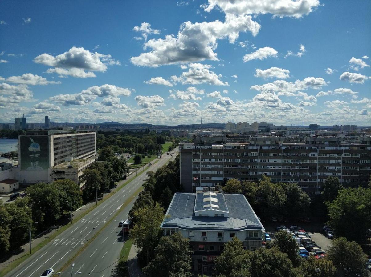 Ferienwohnung Alexplatz Danube View Belgrad Exterior foto